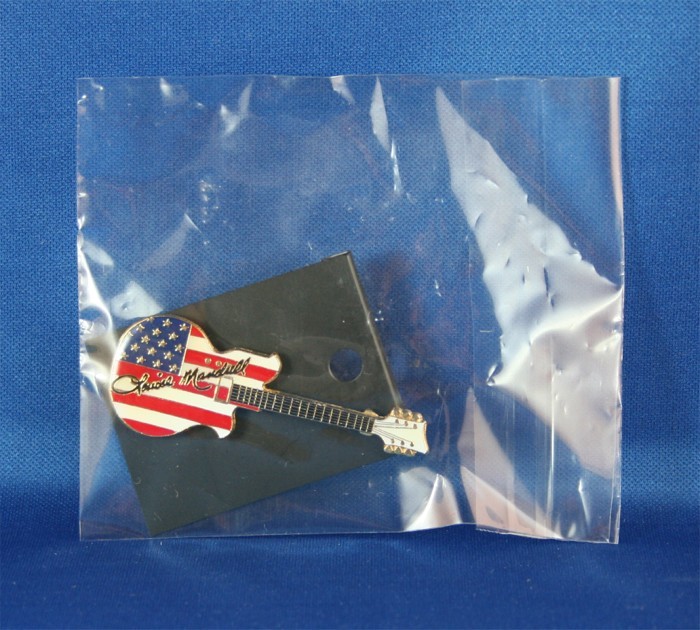 Louise Mandrell - lapel pin American flag guitar