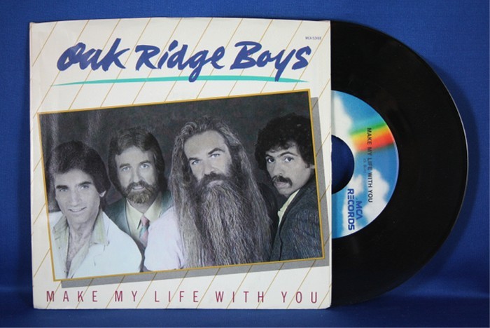Oak Ridge Boys - 45 LP "Make My Life With You" & "Break My Mind"