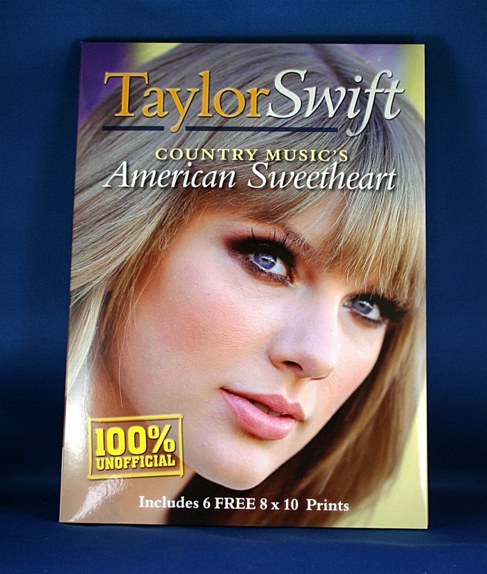 Taylor Swift - book "Taylor Swift Country Music's American Sweetheart" with 6 8x10 photos